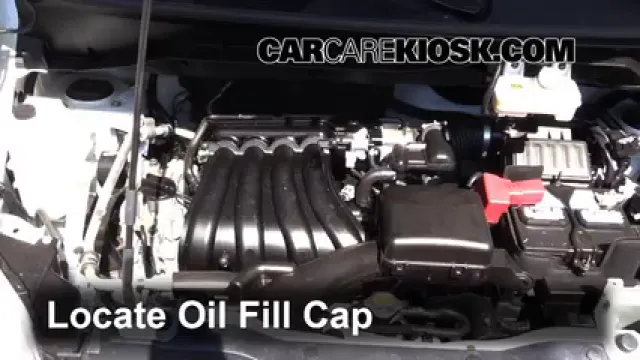 2015 Nissan NV200 SV 2.0L 4 Cyl. Huile Ajouter de l'huile